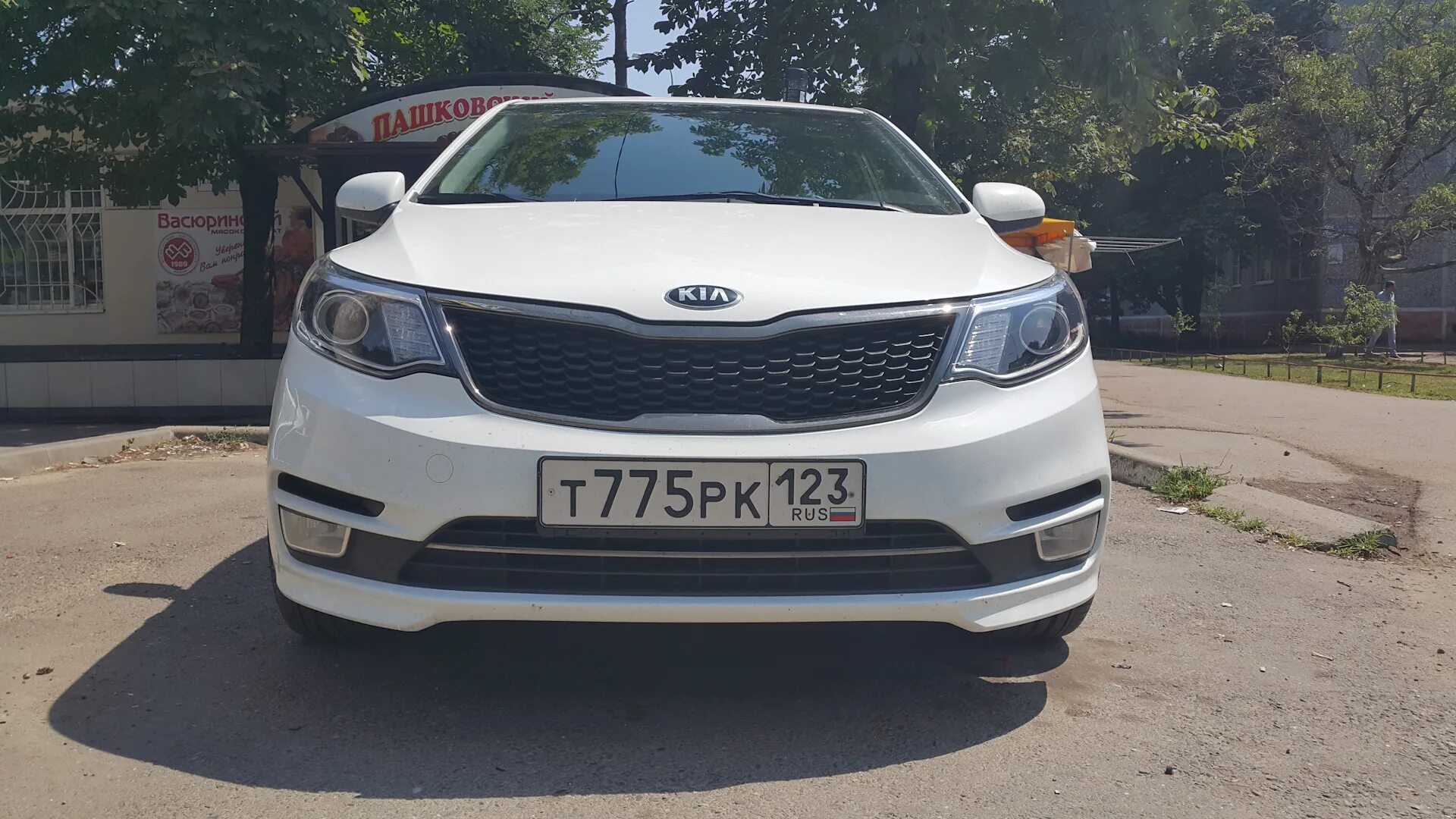 Рио 3 рест. Кия Рио 3 Рестайлинг. Kia Rio 3 морда. Kia Rio 3 2017. Киа Рио 2018 оптика.