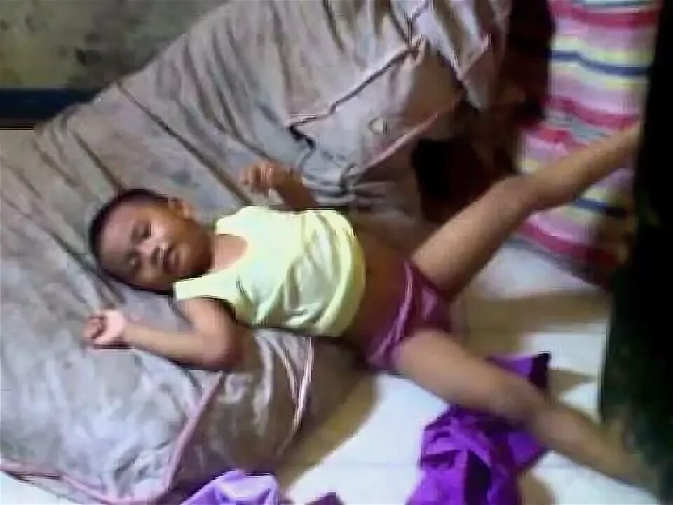 Kecil. Merawanin anak smp di mobil sampai nangis. Анак smp 14. Анак smp 14. Anak di bokep.