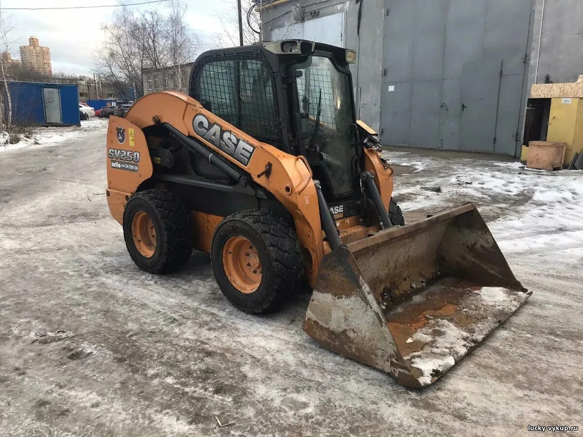 Погрузчик 250. Погрузчик 250. Погрузчик фронтальный fel-250. Погрузчик case sr175. Фронтальный погрузчик dongfeng fel-250.