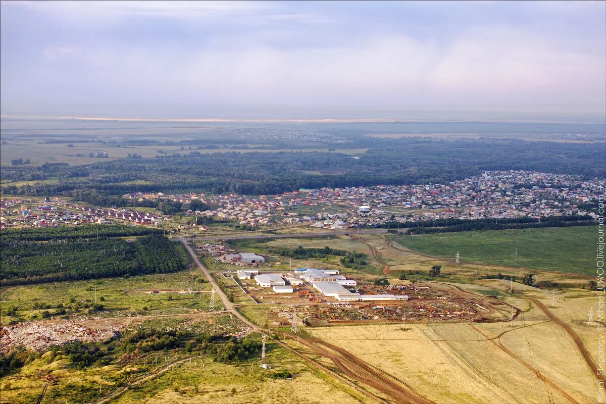 Погода в бриенте. Новооренбург Кваркенский. Ростоши Оренбургская область. Ростоши с высоты птичьего полета. Новооренбург город.