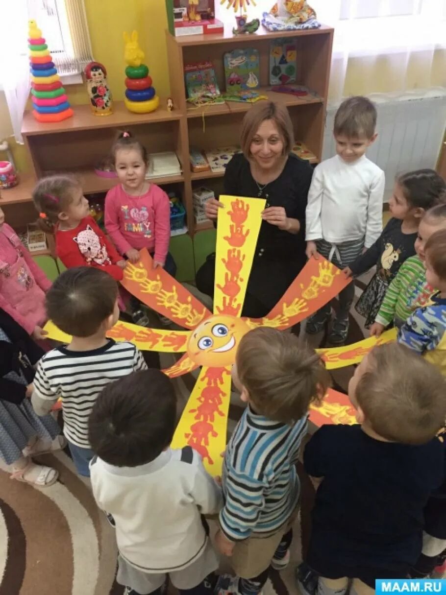 Масленица в детском саду 2 младшая группа. Масленица в младшей группе в детском саду. Развлечения в детском саду младшая группа на Масленице. Масленица во 2 младшей группе развлечение.