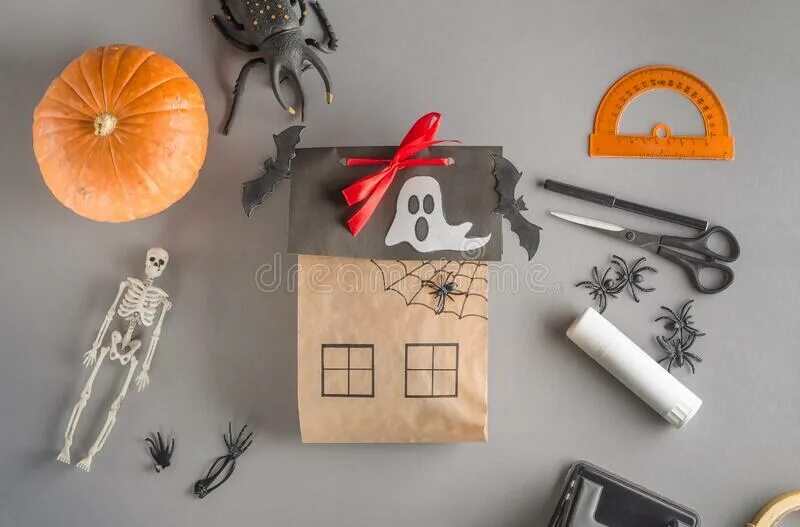 Helloween cards. How to draw black witch. Spooky moon мульт. Halloween step. Хэллоуин обои.