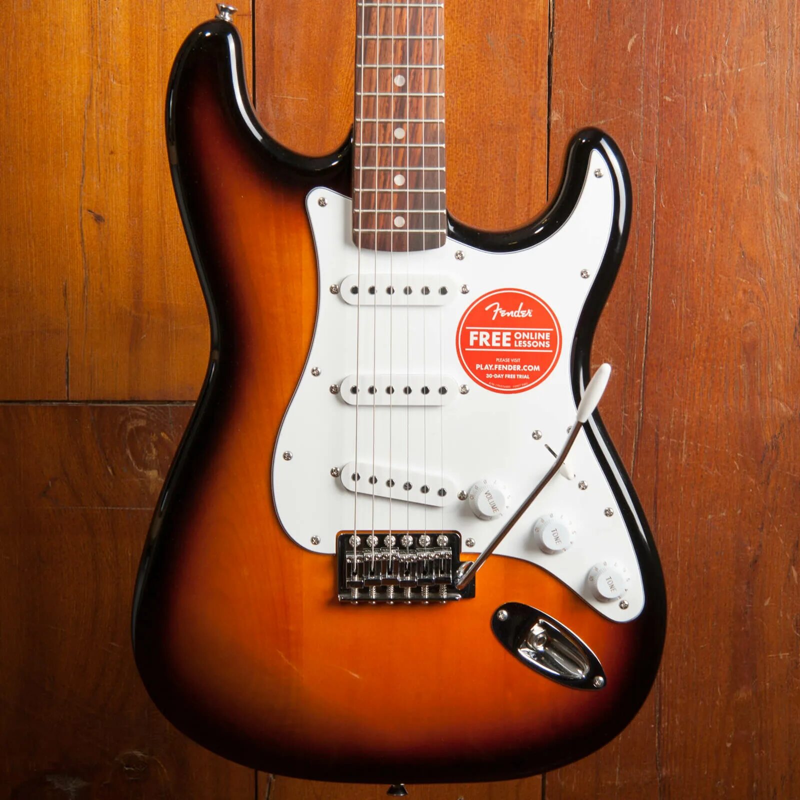 Squier stratocaster купить. Стратокастер буллет. Фендер стратокастер Bullet. Скваер буллет стратокастер. Фендер скваер буллет.