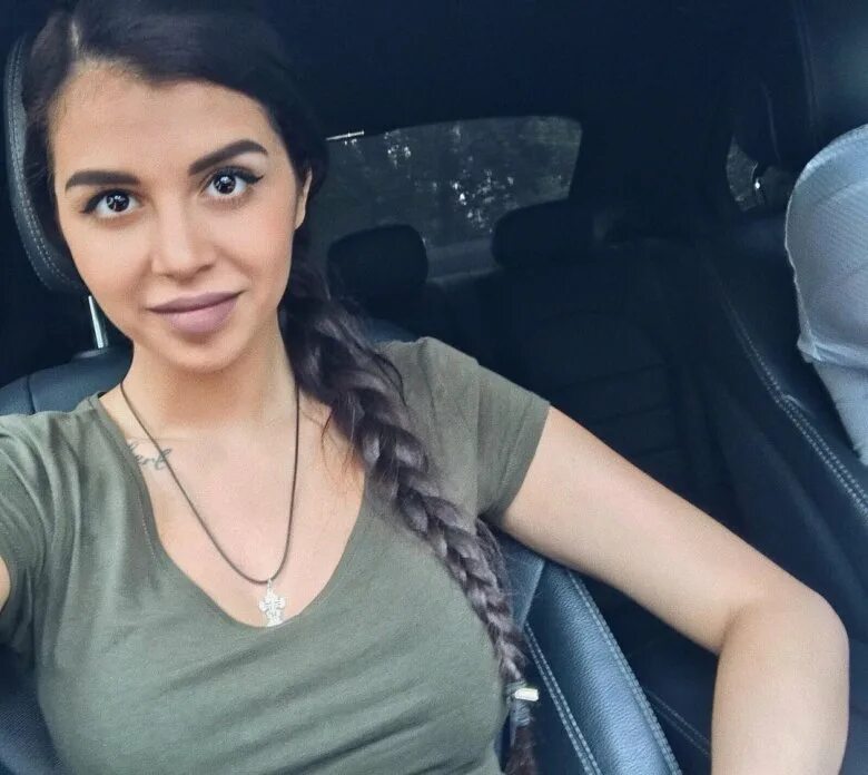 Гобозов алиана инстаграм. Алиана гобозова дом 2. Алиана устиненко (гобозова). Гобозов алиана инстаграм. Гобозов алиана инстаграм.