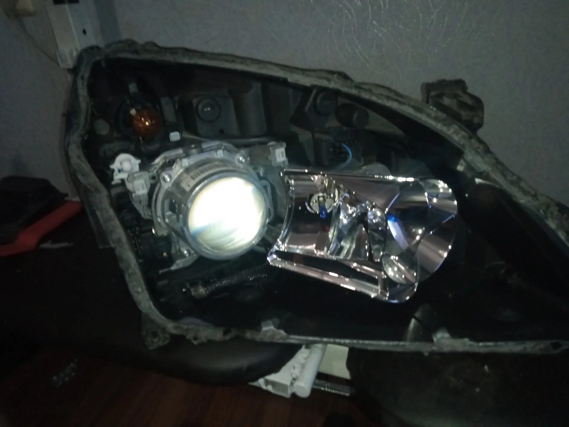 Bi led в Opel Vectra c. Opel Vectra b bi led линза. Led лампы в линзы Вектра б. Led линзы в Opel Vectra c. Замена bi led