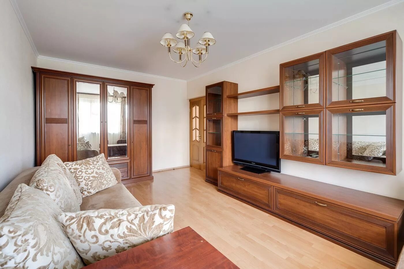 7 ростовский переулок 23 квартиру. Элитная квартира. Недорогие квартиры в цао москвы. Продаётся 2-х комнатная квартира. Квартира в центре москвы.