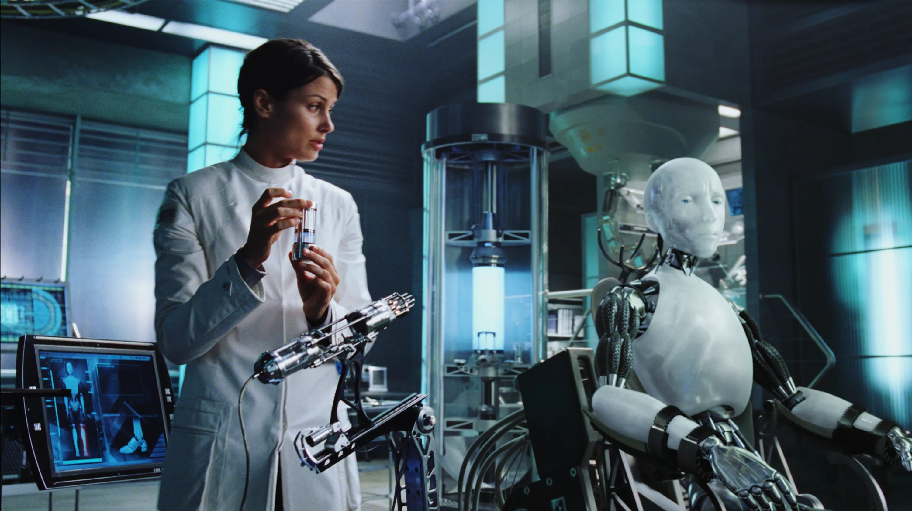 Информация про роботов. Уилл Смит и робот.
