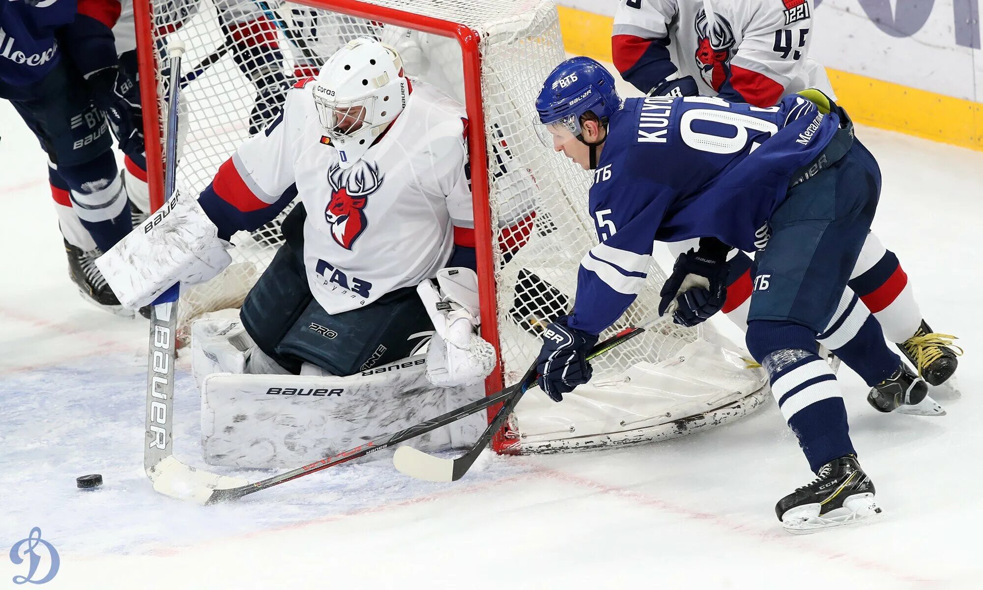 Матч торпедо динамо минск. Торпедо динамо москва. Хоккей кхл динамо минск торпедо. Торпедо нижний новгород динамо. Торпедо динамо кхл.