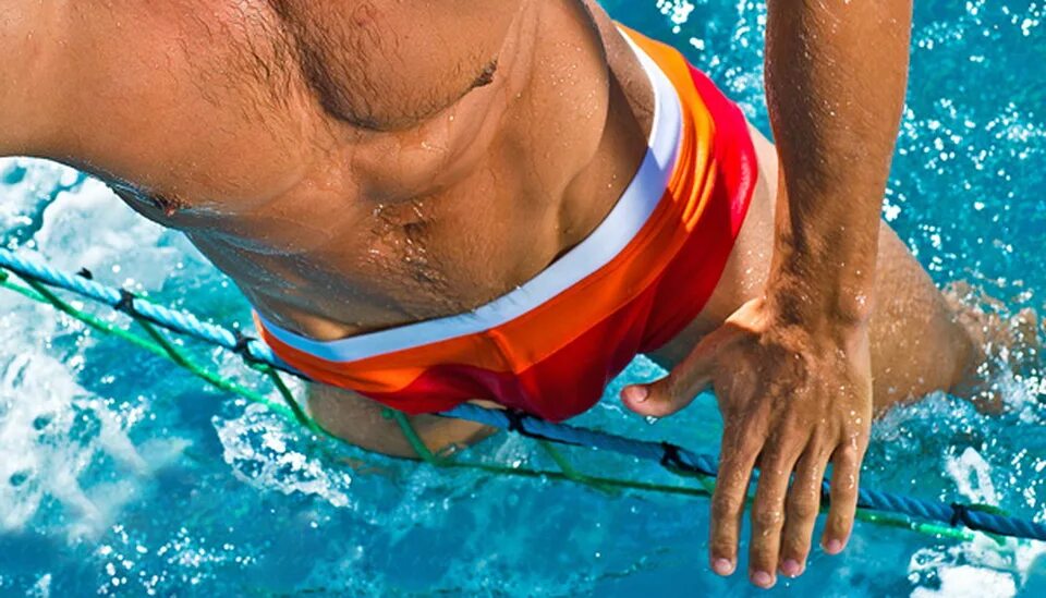 Пловцы торс. Парень после бассейна. Купальник для пловцов мужской. Какие плавки нужны для бассейна мужские. Какие плавки в бассейн.