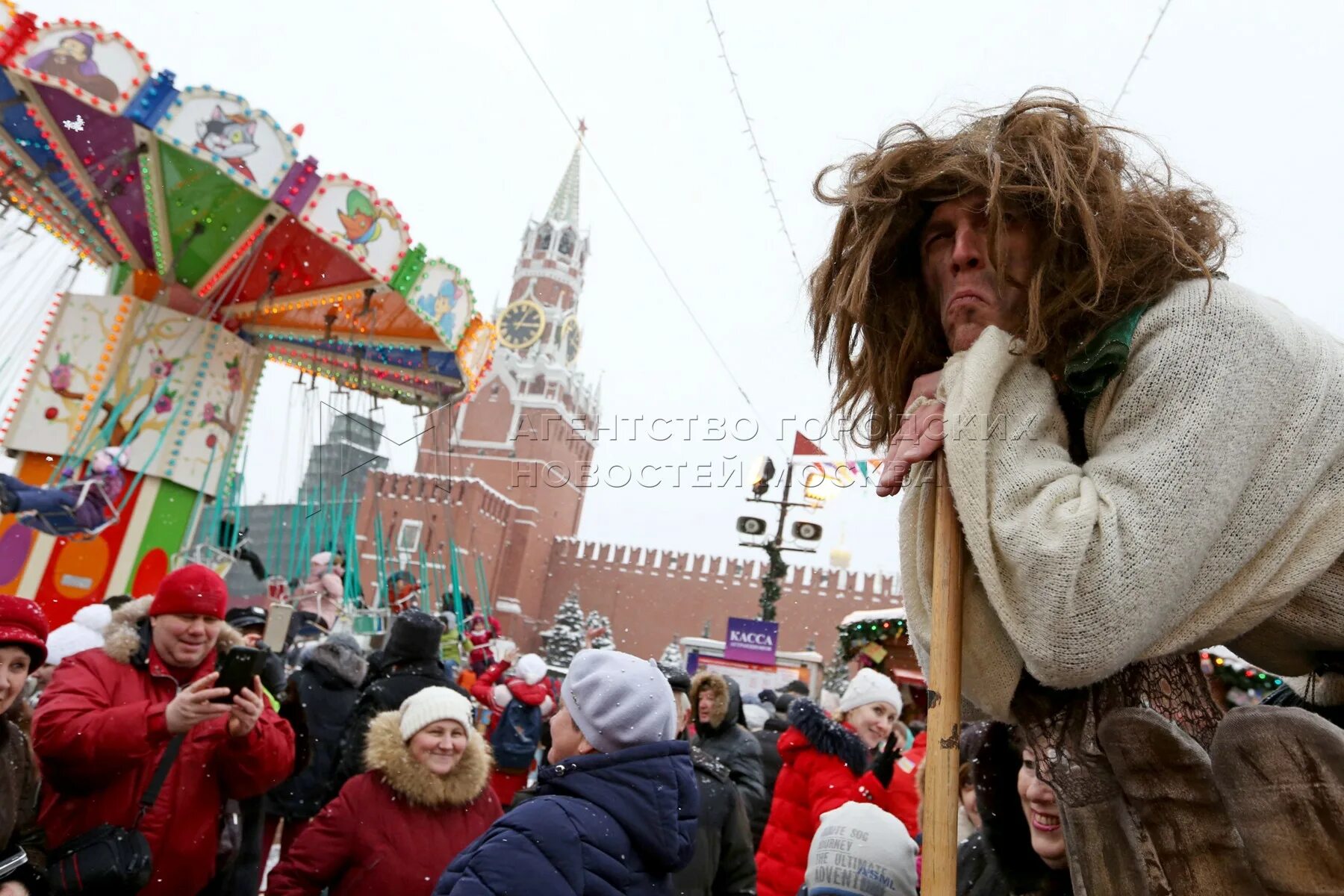 Повеселиться в москве. Масленица в Москве на красной площади агентство городских новостей. Масленица на красной площади агентство городских новостей. Масленица 19 год красная площадь. Красная площадь мос4вв зима 2023 агентство Масленица.