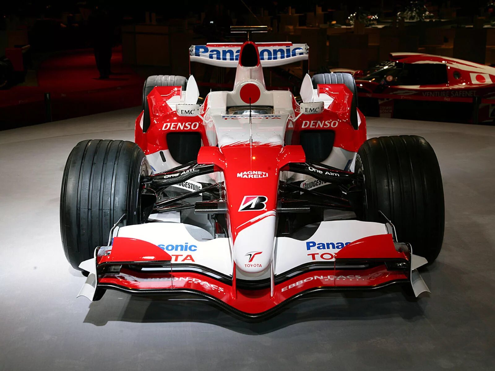Toyota Racing f1. Toyota Formula 1. Болид f1. Болид ф1 Тойота.