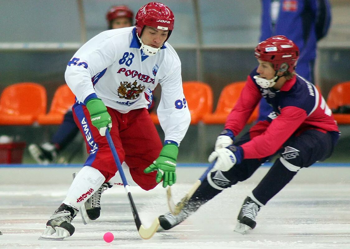 русский хоккей с мячом. норвегия хоккей с мячом. спорт русский хоккей. бенди русский хоккей. бенди русский хоккей.