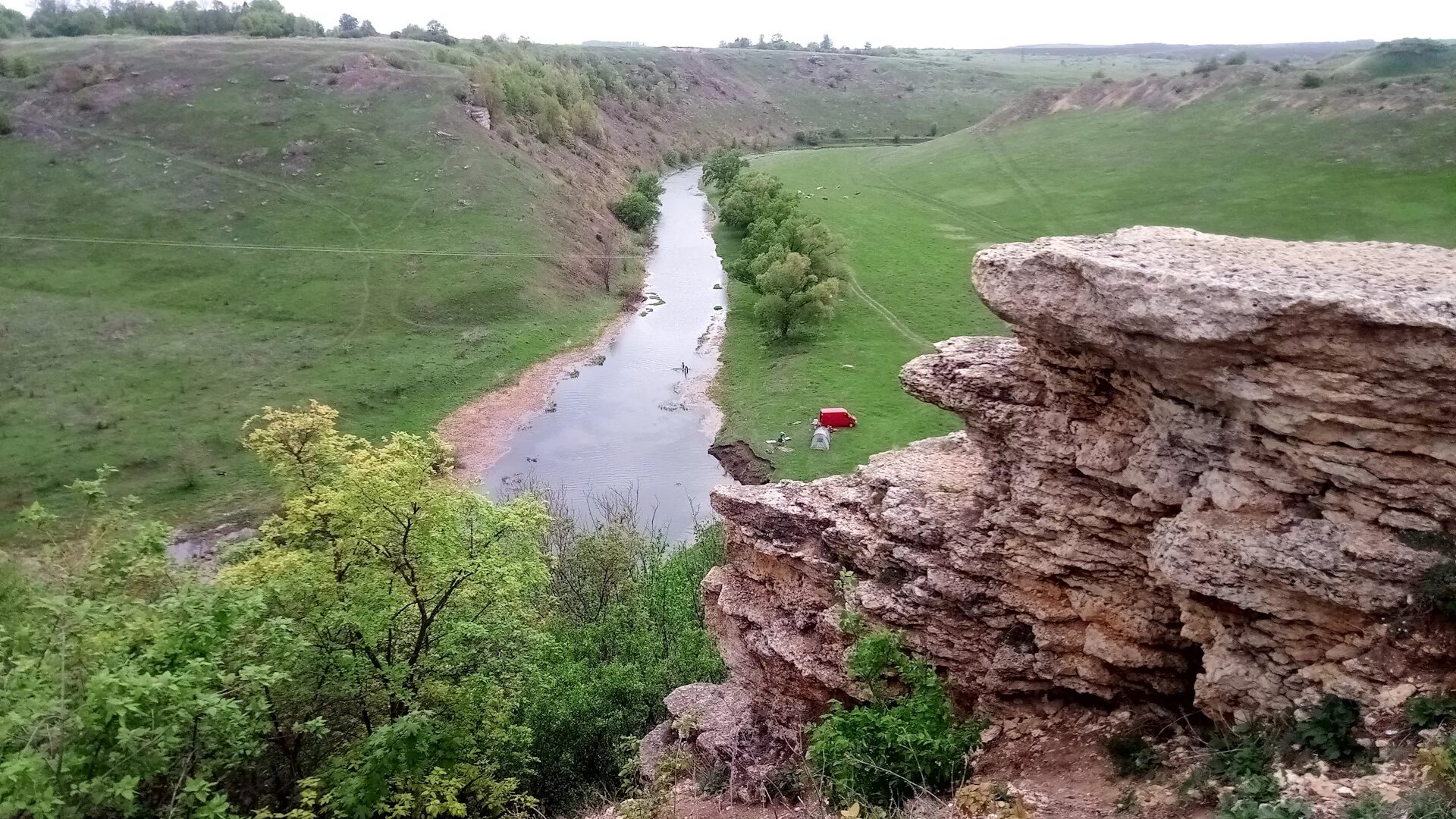 Воргольские скалы елец. Галичья гора воргольские скалы. Воргольские скалы зиплайн. Воргольские скалы осенью. Елец горы воргольские.