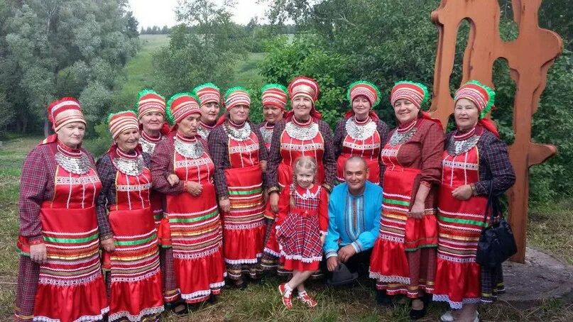 Удмурты это татары. Кряшены нагайбаки. Татары кряшены. Татары кряшены костюм. Православные татары кряшены.