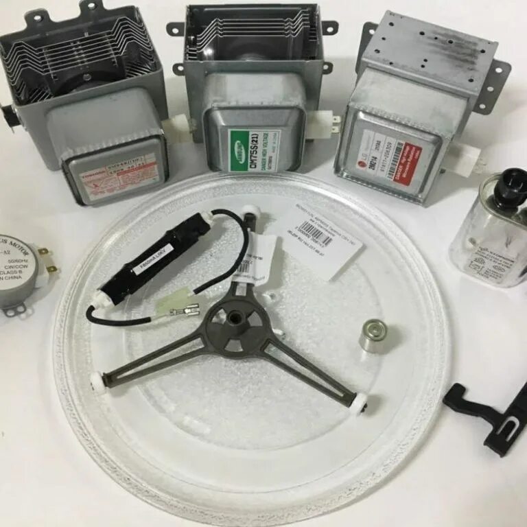 Запчасти на микроволновую печь. 6549w1s017a двигатель gm-16-2f302 свч lg, 21v. Запчасти для микроволновок. Запасные части для микроволновки. Запасные части для микроволновки.