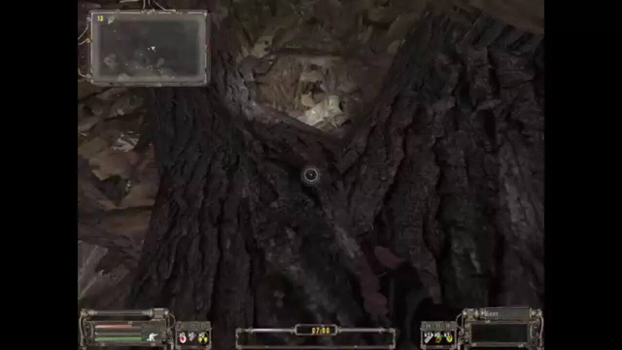 Тайник на дереве сталкер чистое небо. Рыжий лес тайник. Тайник в рыжем лесу на дереве. Сталкер чистое небо локация рыжий лес. Лесник в рыжем лесу.