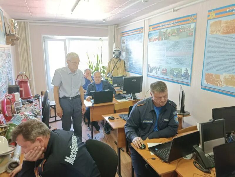 Аварийно-спасательный отряд 3 москва. Школьный спасательный отряд. Мособлпожспас. Мособлпожспас. Гку мо цар.