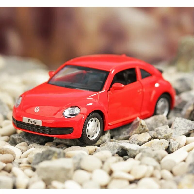 Машинка volkswagen. VW Beetle машинка 1/16. Игрушечная Фольксваген Битл. Фольксваген Битл детская машинка. Пластмассовые машинки Фольксваген Битл.