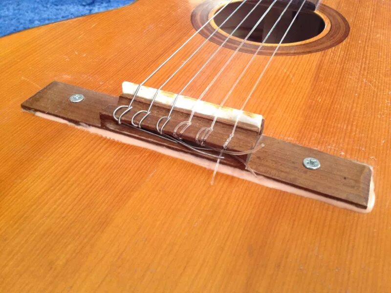 Делаем бридж. Нижний порожек для Crafter d6. Hohner Нижний порожек. Нижний порожек для классической гитары. Нижний порожек для акустической гитары.