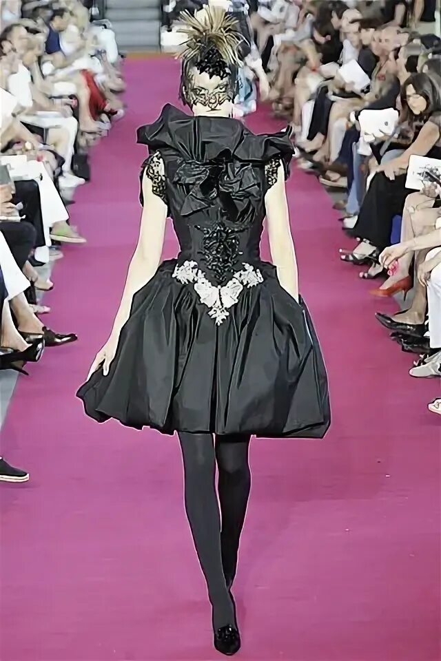 Мода проходит стиль остается. Кристиан лакруа осень 2008. кристиан лакруа at couture fall 2008 пальто. альт мода. современная мода альт.