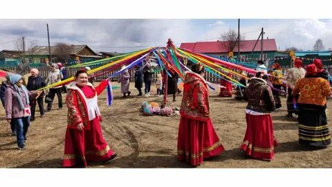 Почему праздник называется красная горка