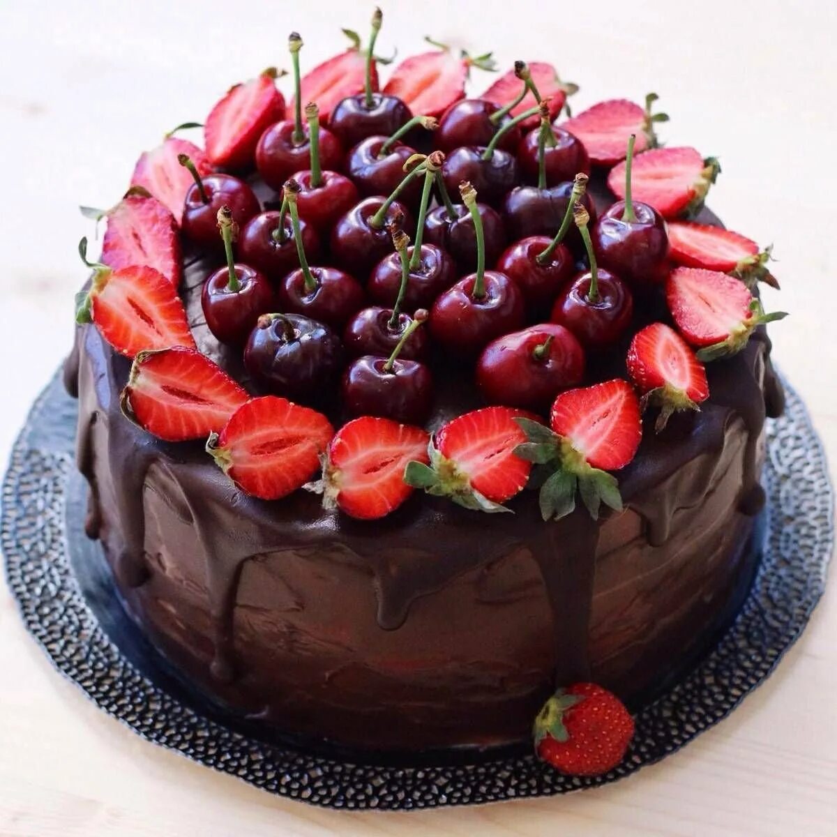 Красивые торты. Торт с фруктами. Красивые торты на день рождения. Красивые фруктовые торты.