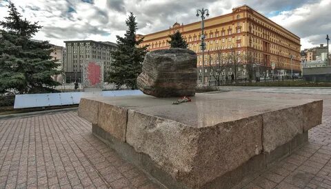 Соловецкий камень на лубянке