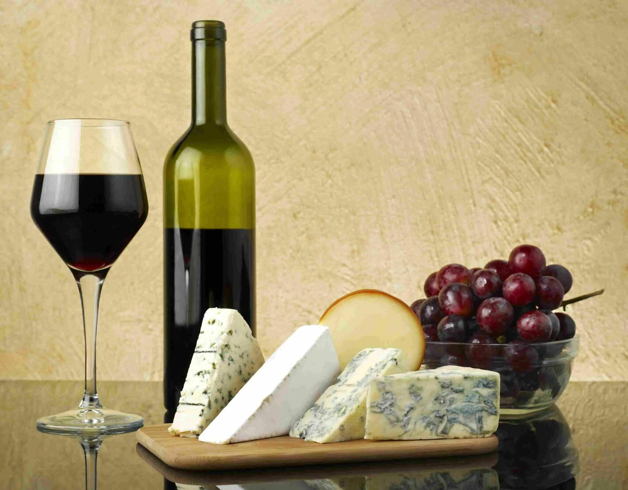 Вино и сыр. Французские сыры и вина. Вино и сыр Франция. Французские сыры и вино.