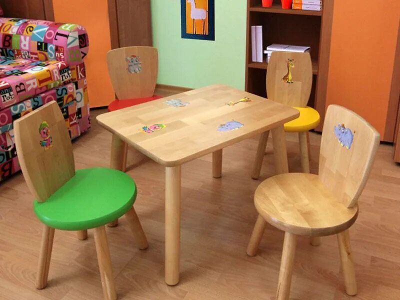 Столы детские москва. Детский стол и стул. Стол для дошкольника. Детский деревянный стол. Стол и стул для дошкольника.
