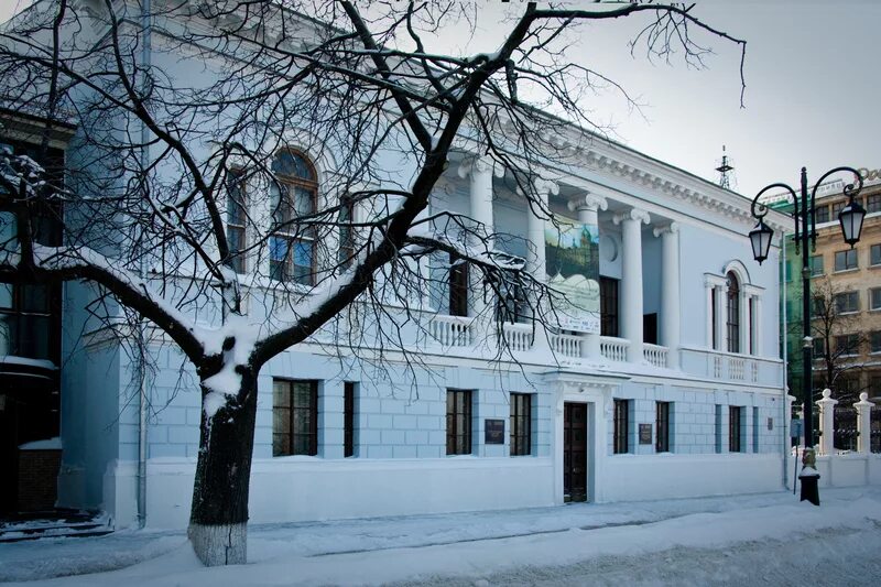 Нижегородский художественный музей Верхневолжская набережная. Дом Сироткина Нижегородский государственный художественный музей. Дом купца Сироткина на Верхневолжской набережной. Дом Сироткина в Нижнем Новгороде музей. Волжская набережная 3