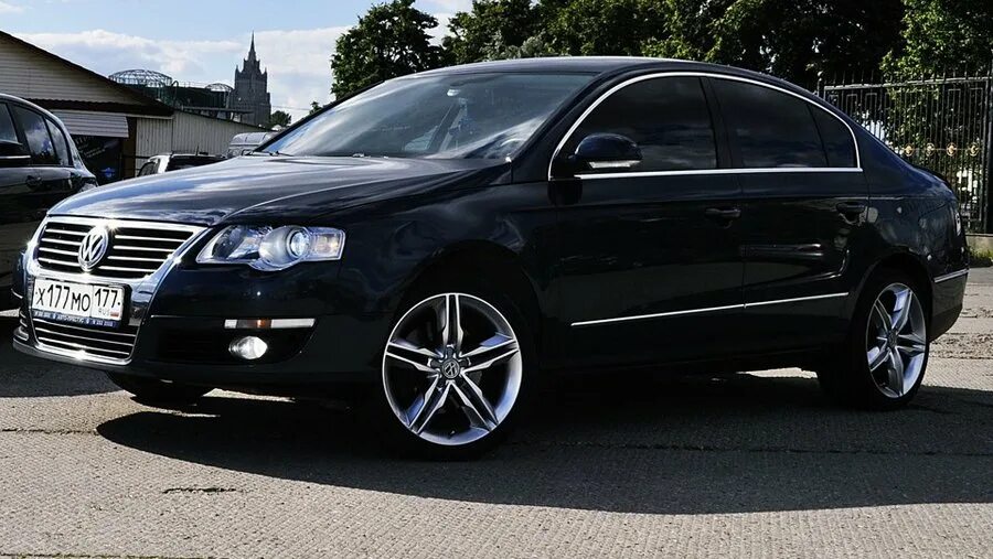 Купить пассат б6 москва. Volkswagen Passat b6 Black. Фольксваген Пассат б6 седан черный. Фольксваген Пассат в6 седан черная. Фольксваген Пассат б6 2015.