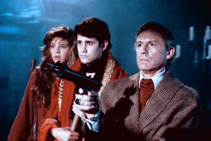 Два страха. Два страха. Турбулентность 2 страх полетов. Два страха. Фильм ночь страха 2 свежая кровь.