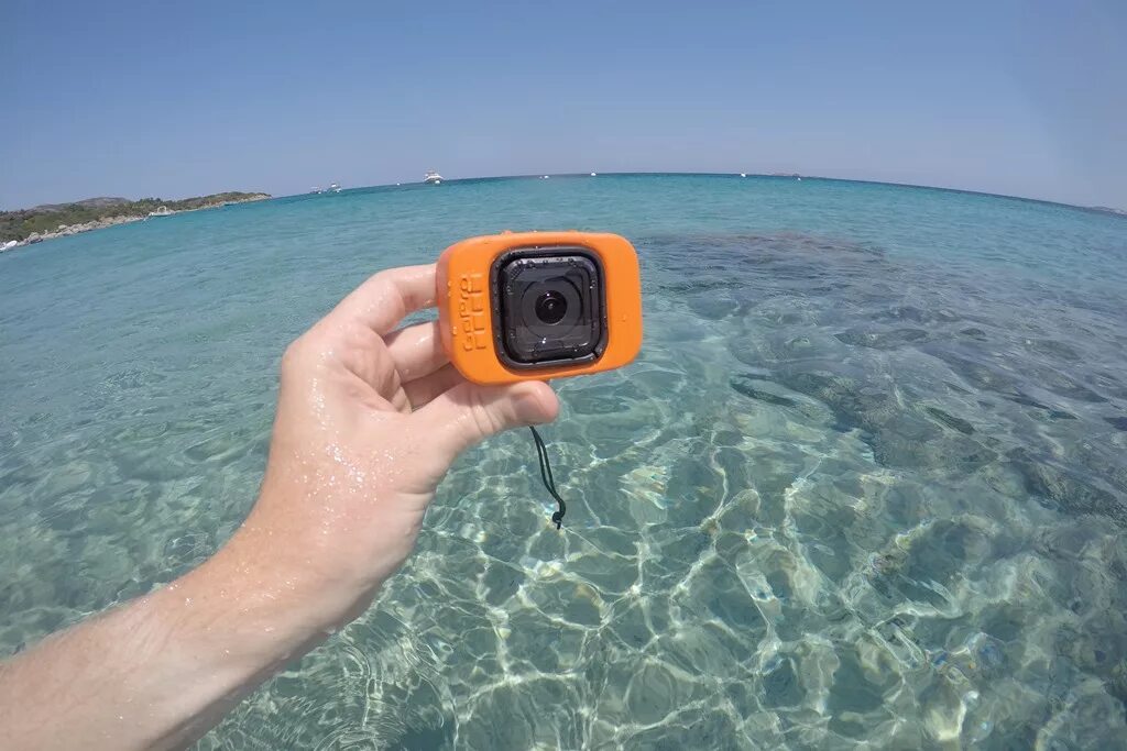 Экшн-камера gopro surf hero. Купол для gopro 8. Gopro fusion 360 видео. Gopro съемка. Камера gopro hero 4 session подводная съемка.