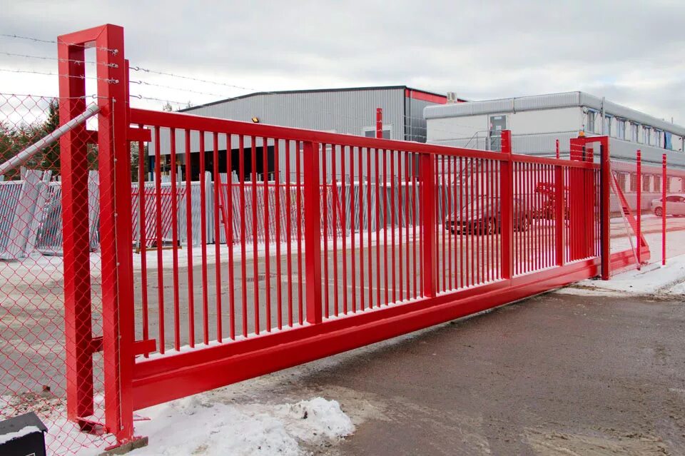 Секционные ворота doorhan rsd01. Стационарные ворота. Откатные ворота в твери. Откатные ворота 5 метров. Сварные ворота распашные металлические.