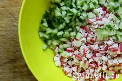 Крабовый салат рис без огурцов