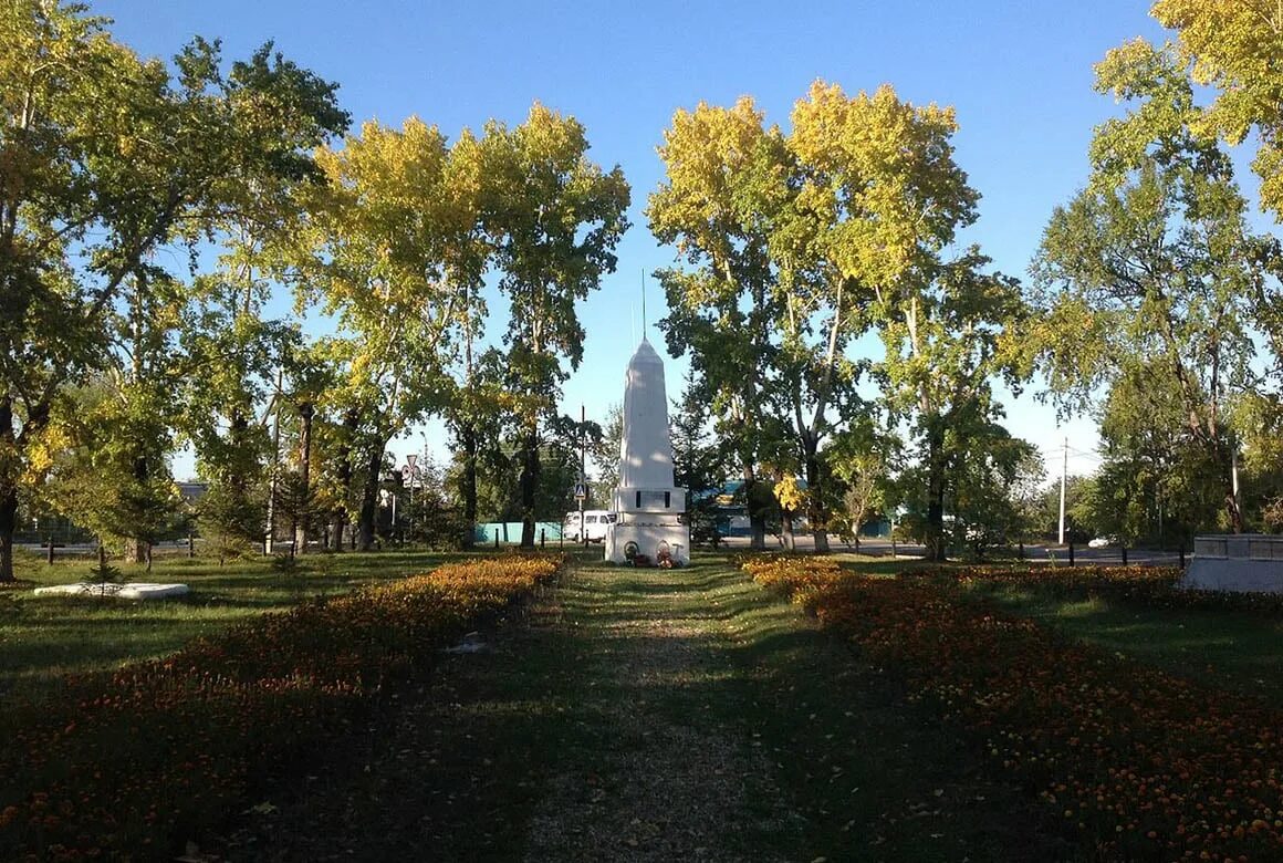 Г Свободный Амурская область. Памятники города свободного Амурской области. Памятники в Свободном Амурской области. Город Свободный Амурская область достопримечательности.