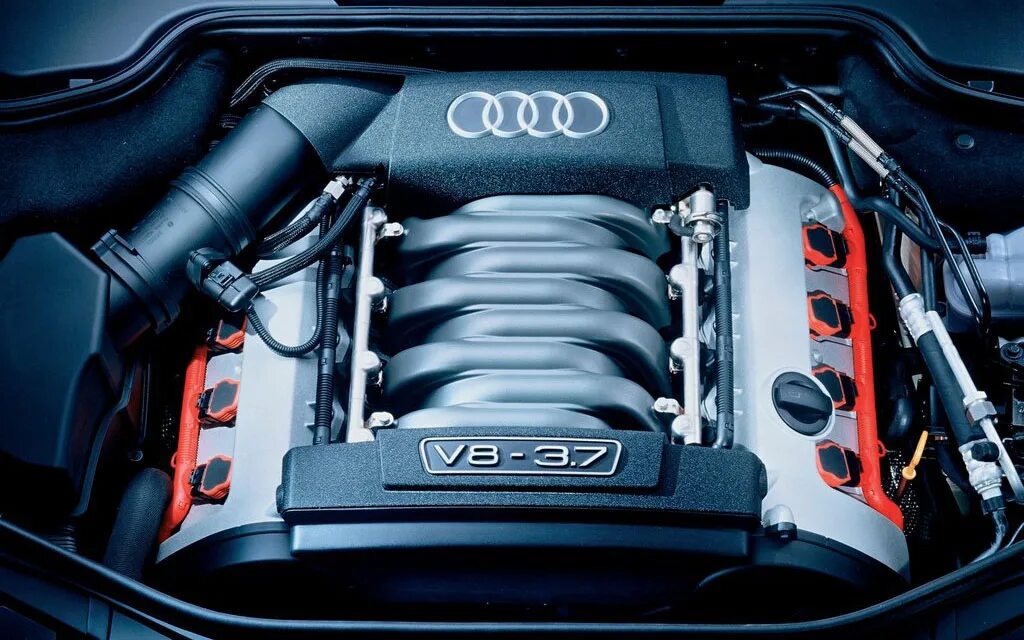 Audi a8 v12 d4. Мотор Ауди а8 д3. Ауди а8 д3 под капотом. Audi a8 d2 3.7 мотор. Ауди а8 3.3