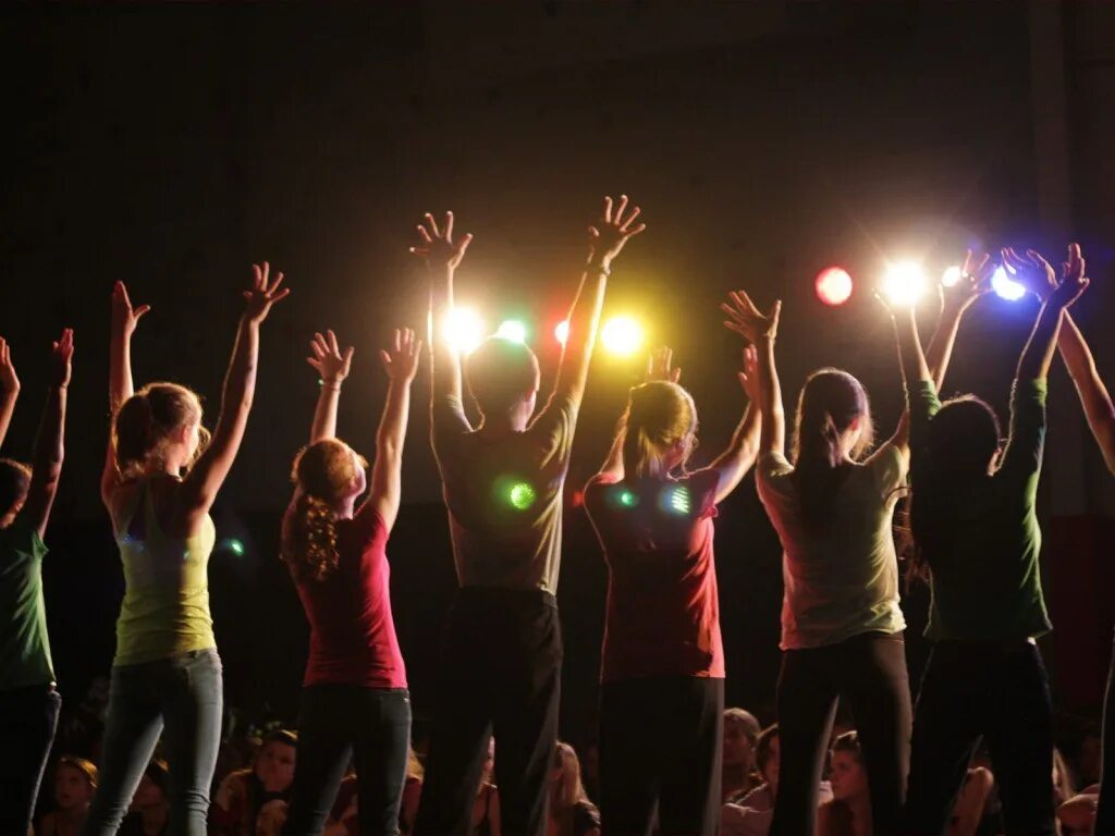 Театральные тренинги. Актерский тренинг. Психологический тренинг. Актёрское мастерство обучение. Тренинги.