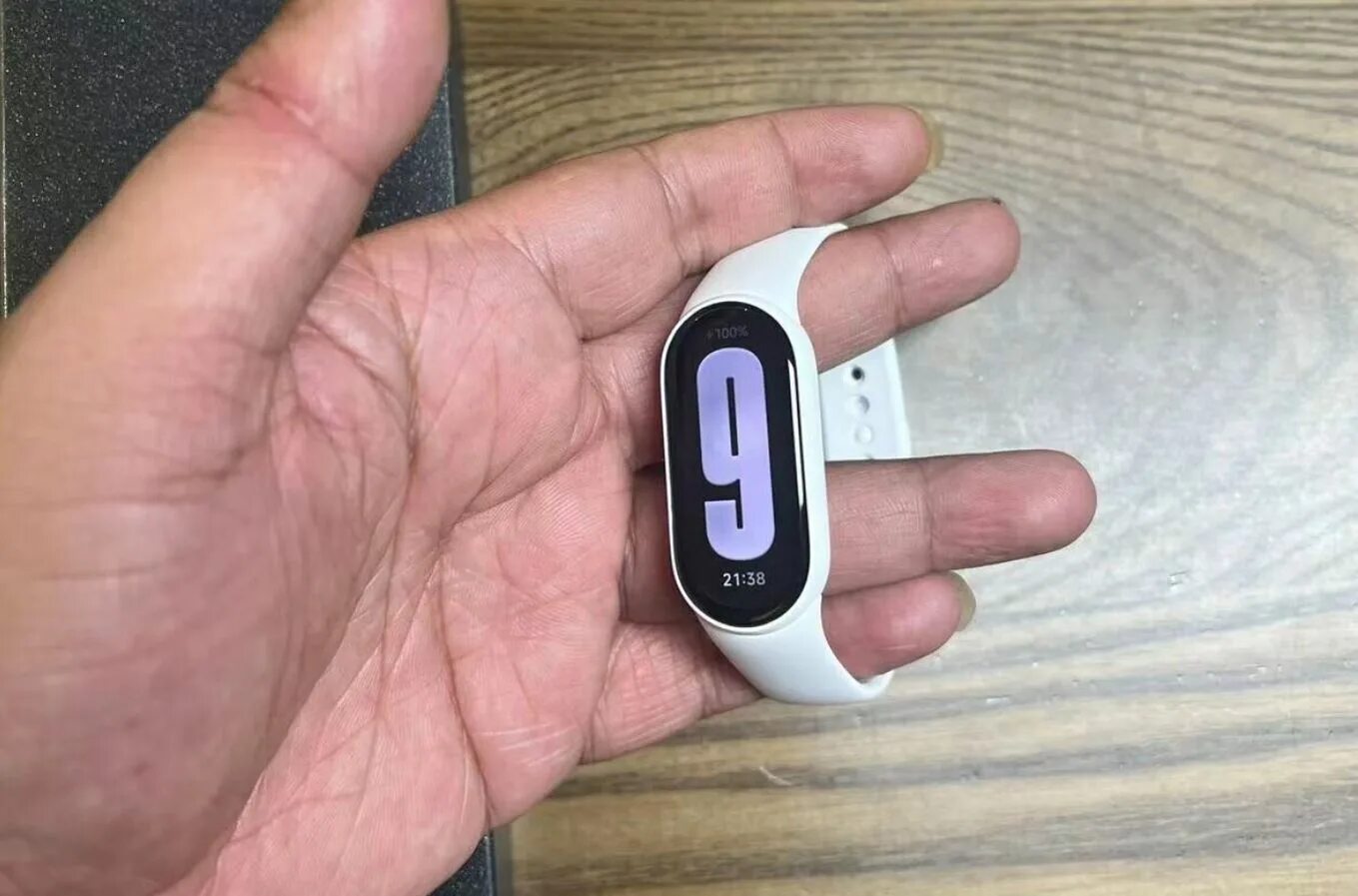 Часы xiaomi 4. Xiaomi band 9 керамический. Xiaomi band 9 керамический. Xiaomi band 9 керамический. Плетеный ремешок для mi band 6.