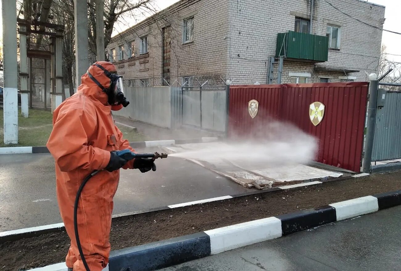 Санитарная обработка населения специальная обработка техники зданий. Обеззараживание зданий и сооружений. Дезактивация зданий. Дезактивация территории. Обеззараживание техники зданий и территорий.