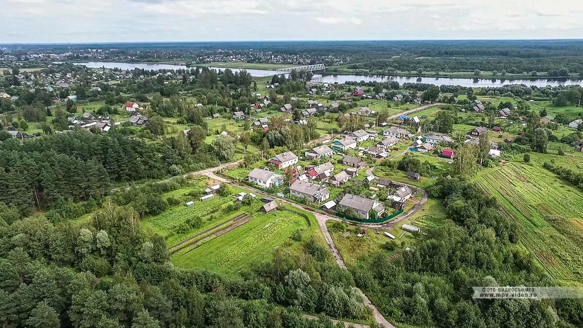 Деревня россия новгородской области. Парфино Новгородская область. Поселок Парфино. Деревня Лукино Новгородской области Парфинский район. Лукино Парфинского района Новгородской.