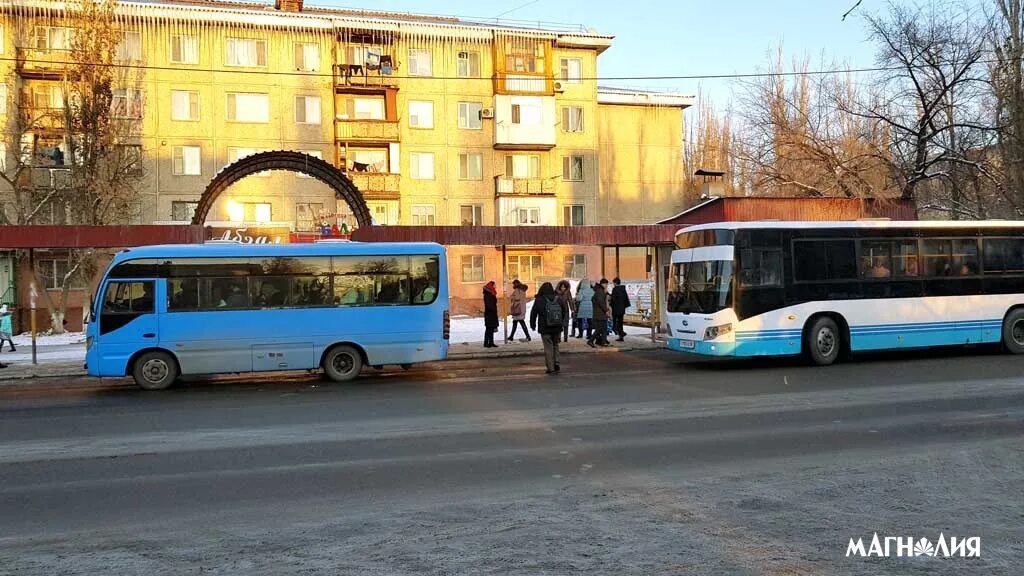 Маршрут тараз. Автобусы Тараз. Автовокзал Джамбула. Тараз бус. Общественный транспорт Тараз фото.