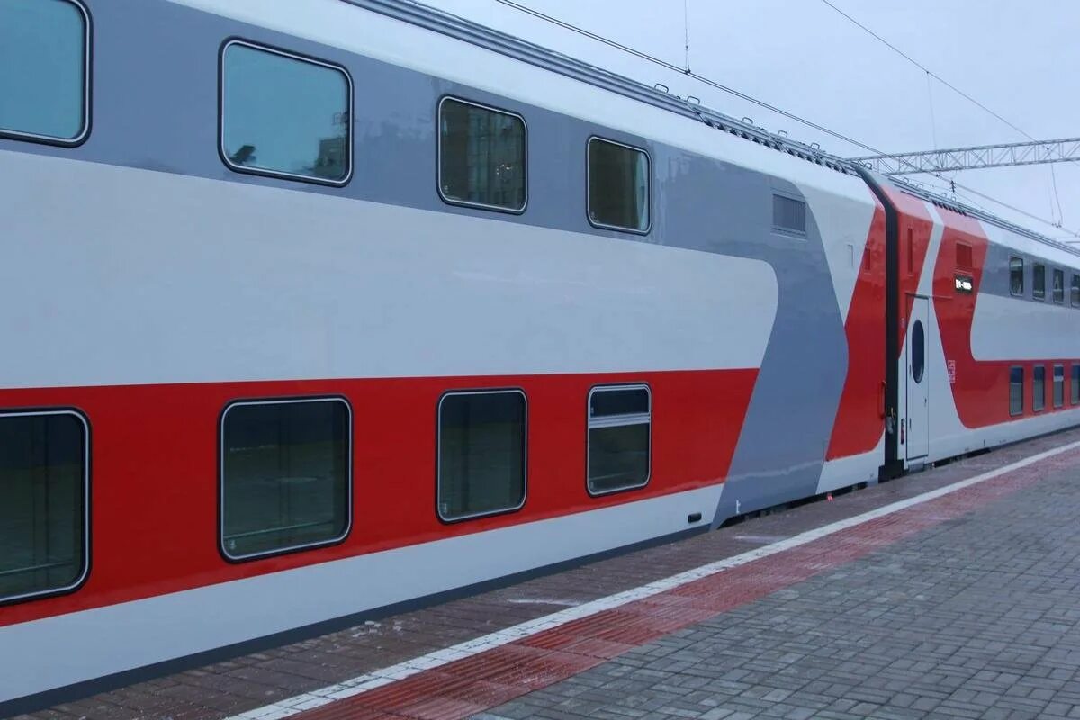 Двухэтажный скоростной поезд москва