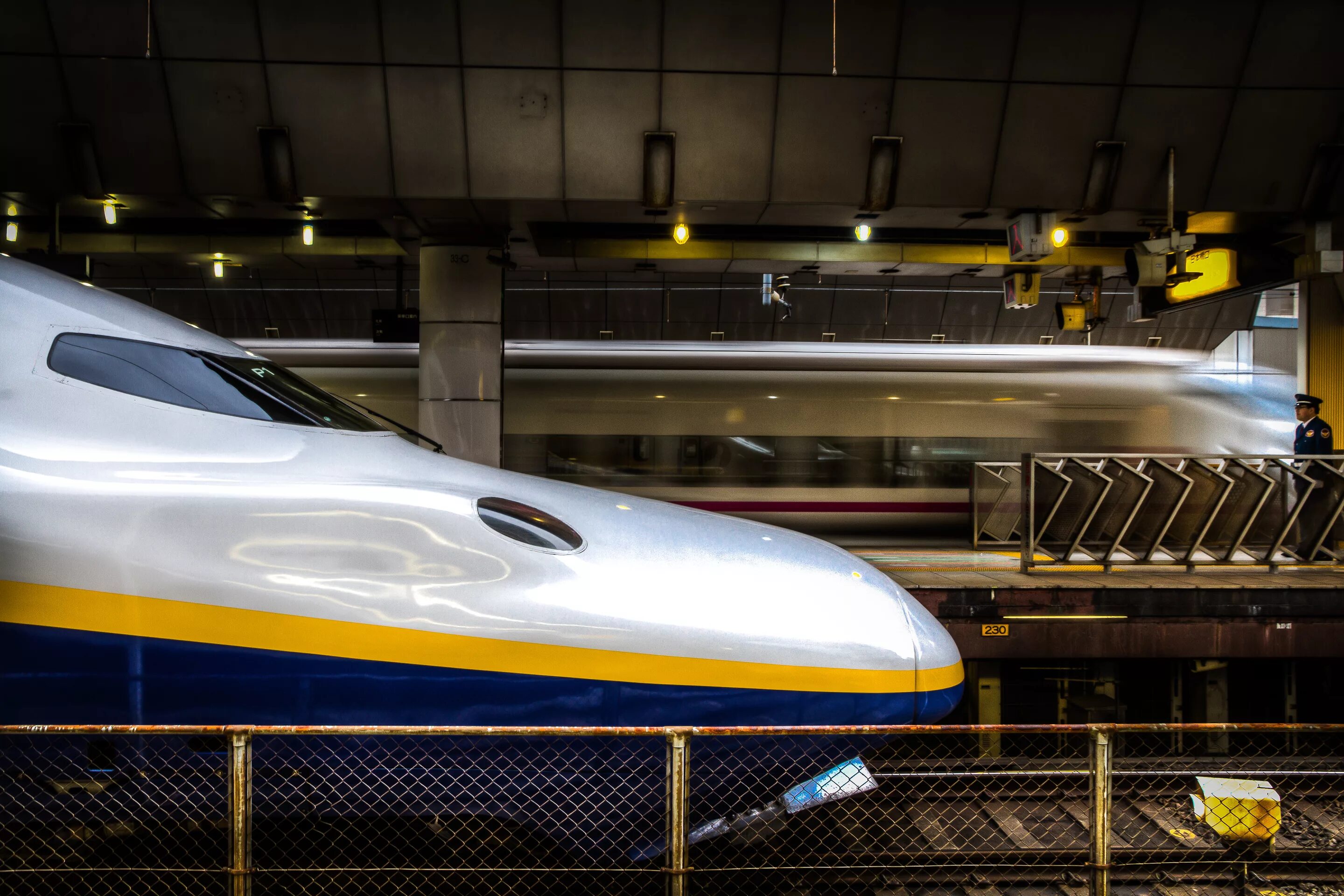 Японский поезд синкансен. Скоростной поезд меркурий. Японский поезд синкансен. Поезд синкансэн в японии. Поезд рендер.