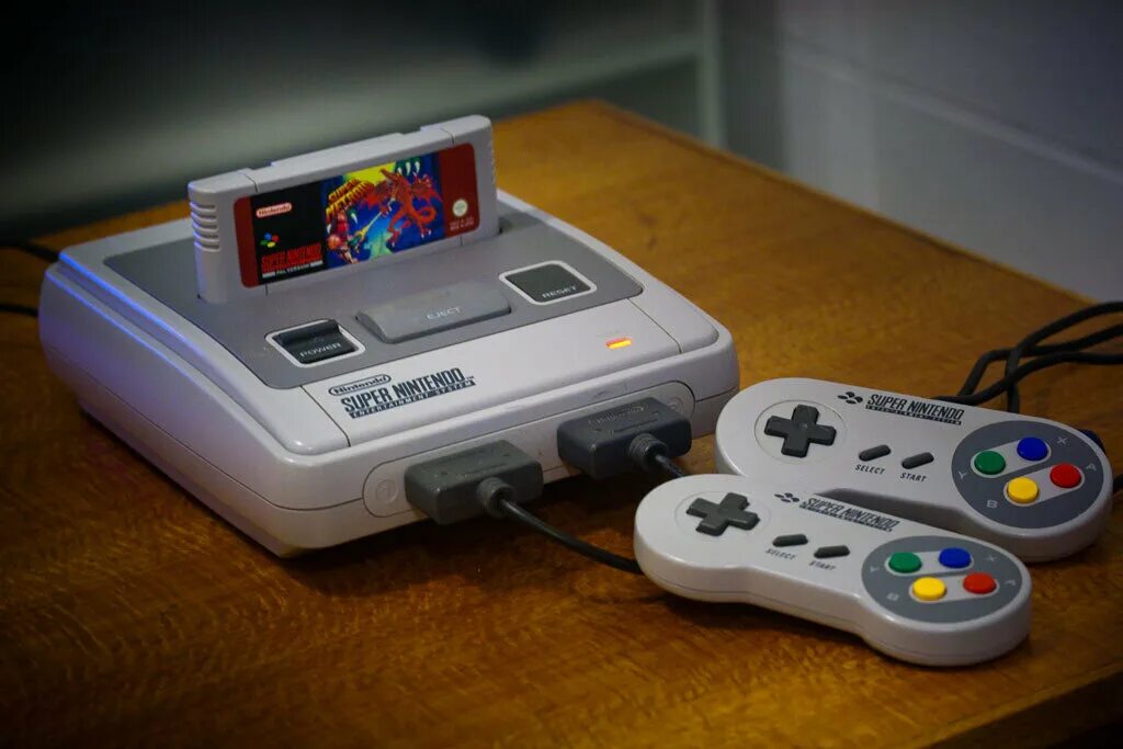 Nintendo где купить. Приставка super Nintendo. Нинтендо приставки 90. Приставка Нинтендо 1995. Приставка Нинтендо 2000.