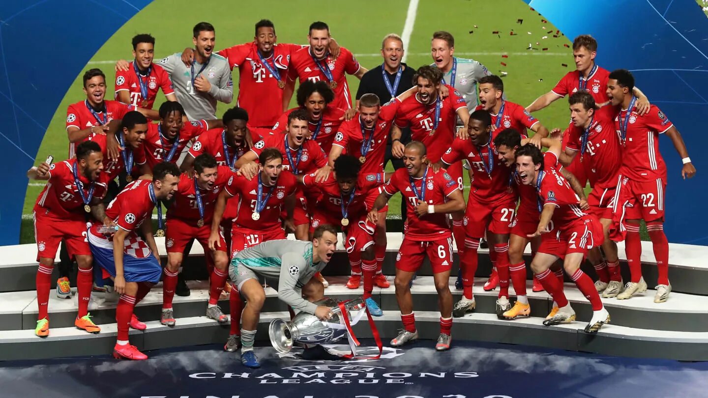 Чемпионы уефа 2019. ФК Bayern Мюнхен лига чемпионов. Бавария ЛЧ 2020 С Кубком. Бавария чемпион Лиги чемпионов 2020. Финал ЛЧ 2020 Бавария.