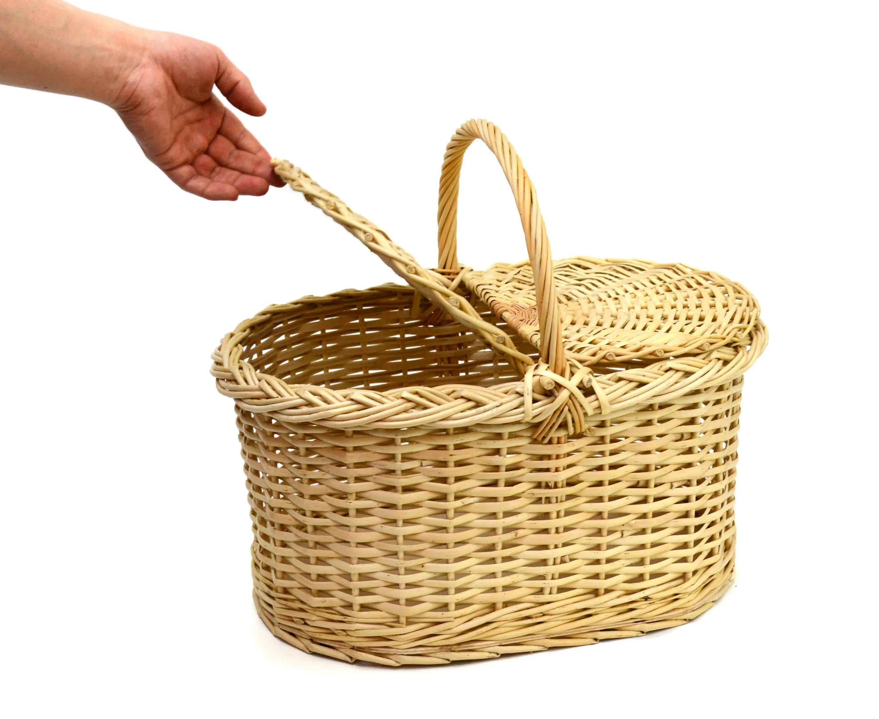 Корзина с крышкой большая. Корзина с крышкой большая. Curver rattan style box. Корзина с крышкой большая. Корзина "плетенка" альтернатива 350х290х225.