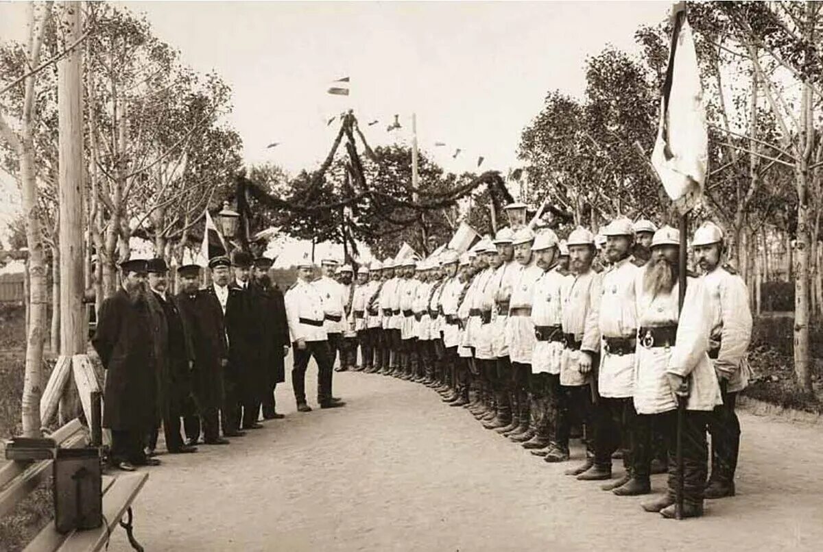 1891 году родоначальник российского пожарного добровольчества. Добровольческие пожарные дружины Санкт Петербург 19 век. Пожарная охрана России 20 век. Пожарная охрана Российской империи. Охрана Российской империи.