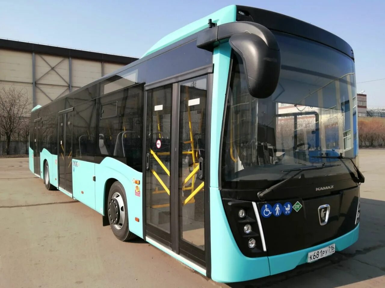 Камаз автобус 2022. Автобус транспорт верхневолжья. Новый автобус телефон. Новый автобус телефон. Электробус красноярск.