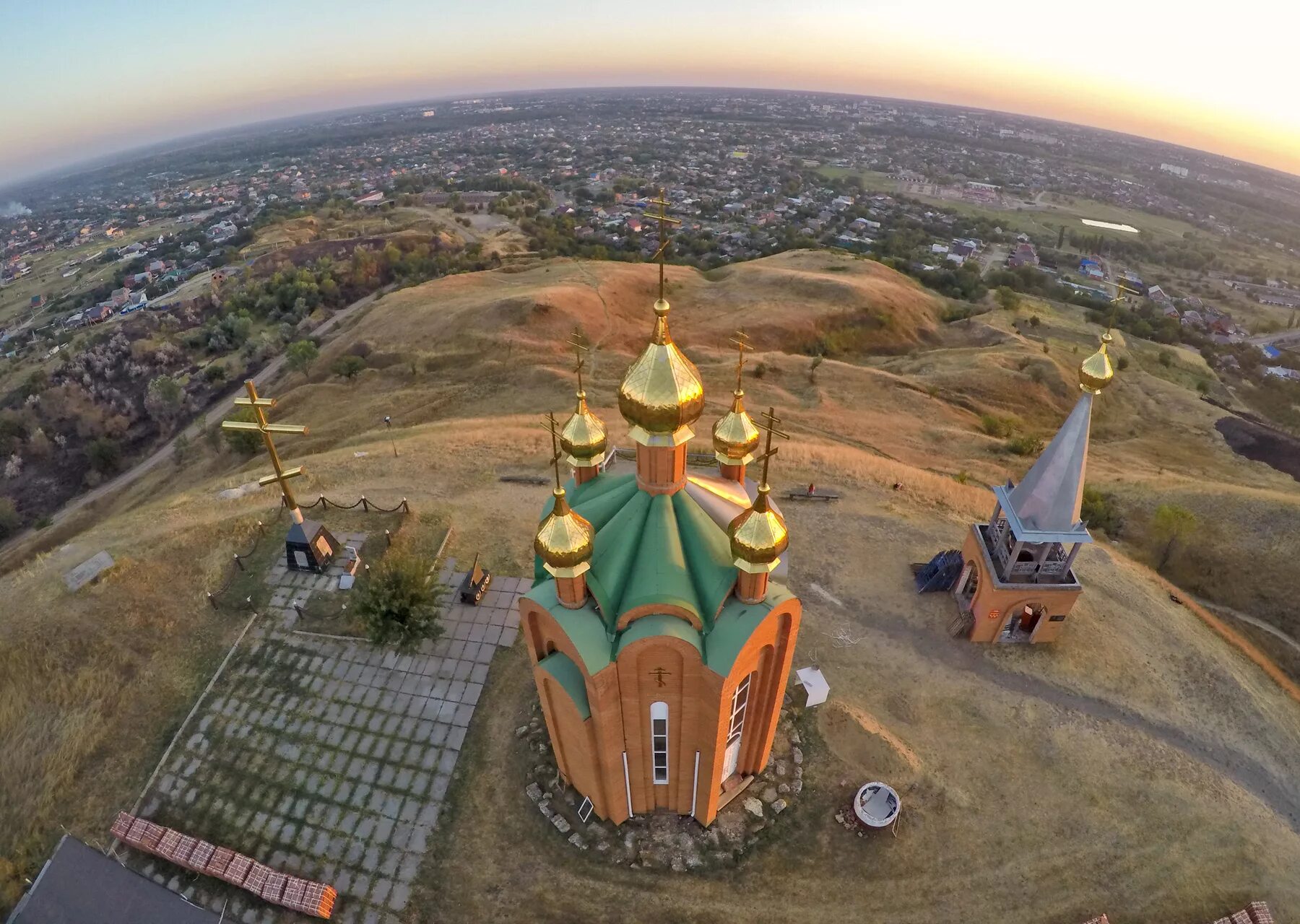 Станица армавир краснодарского края. Армавир Краснодарский край Форштадт. Церковь Форштадт Армавир. Мемориальный комплекс Форштадт Армавир. Храмовый комплекс Форштадт в Краснодарском крае.